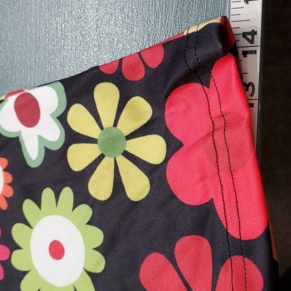 Blast from the past bell bottoms Size small. Hippy style. Large floral p… - Picture 5 of 6